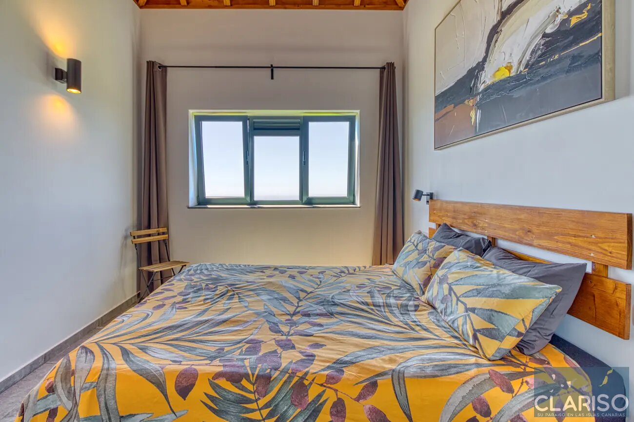 Casa Afuera: Modernes Ferienhaus mit solargeheiztem Infinity-Pool auf garantierten 24–28 °C in Tijarafe auf La Palma