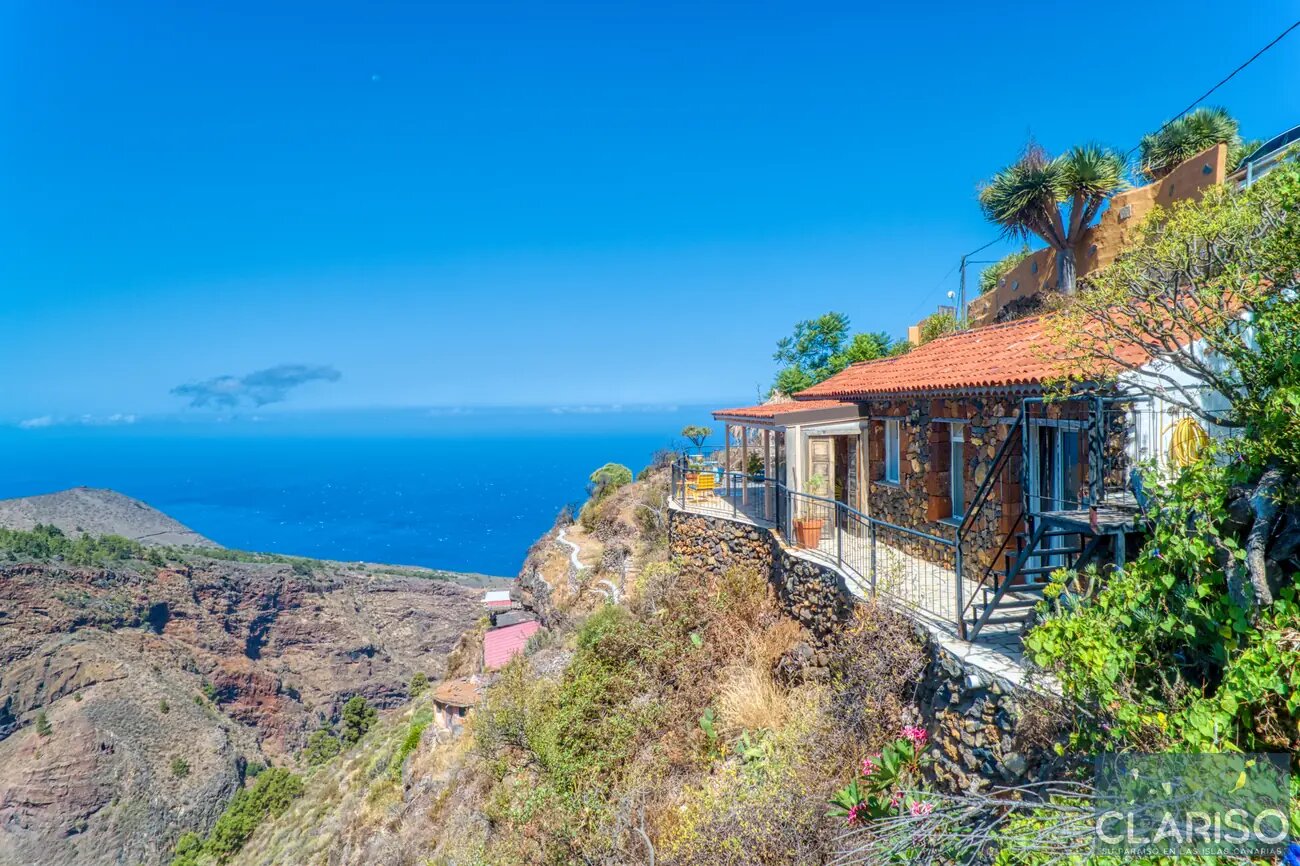 Casa Julia: Ferienhaus direkt am Rand des Barranco de Izcaqua mit Fußbodenheizung in Garafía auf La Palma