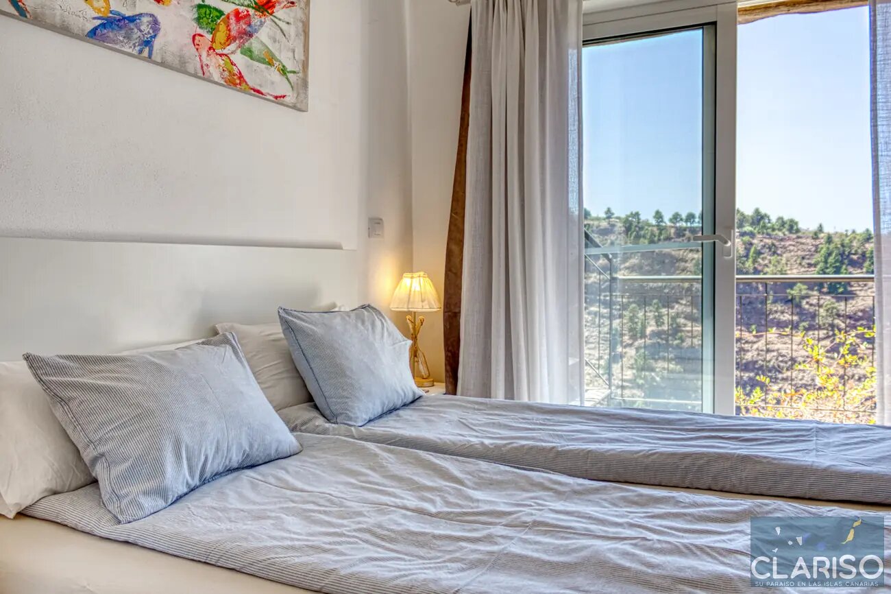 Casa Julia: Ferienhaus direkt am Rand des Barranco de Izcaqua mit Fußbodenheizung in Garafía auf La Palma
