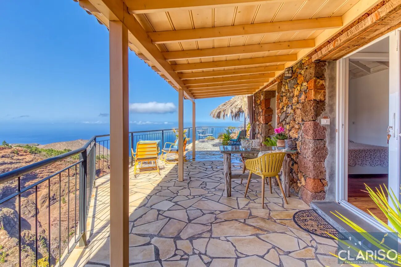 Casa Julia: Ferienhaus direkt am Rand des Barranco de Izcaqua mit Fußbodenheizung in Garafía auf La Palma