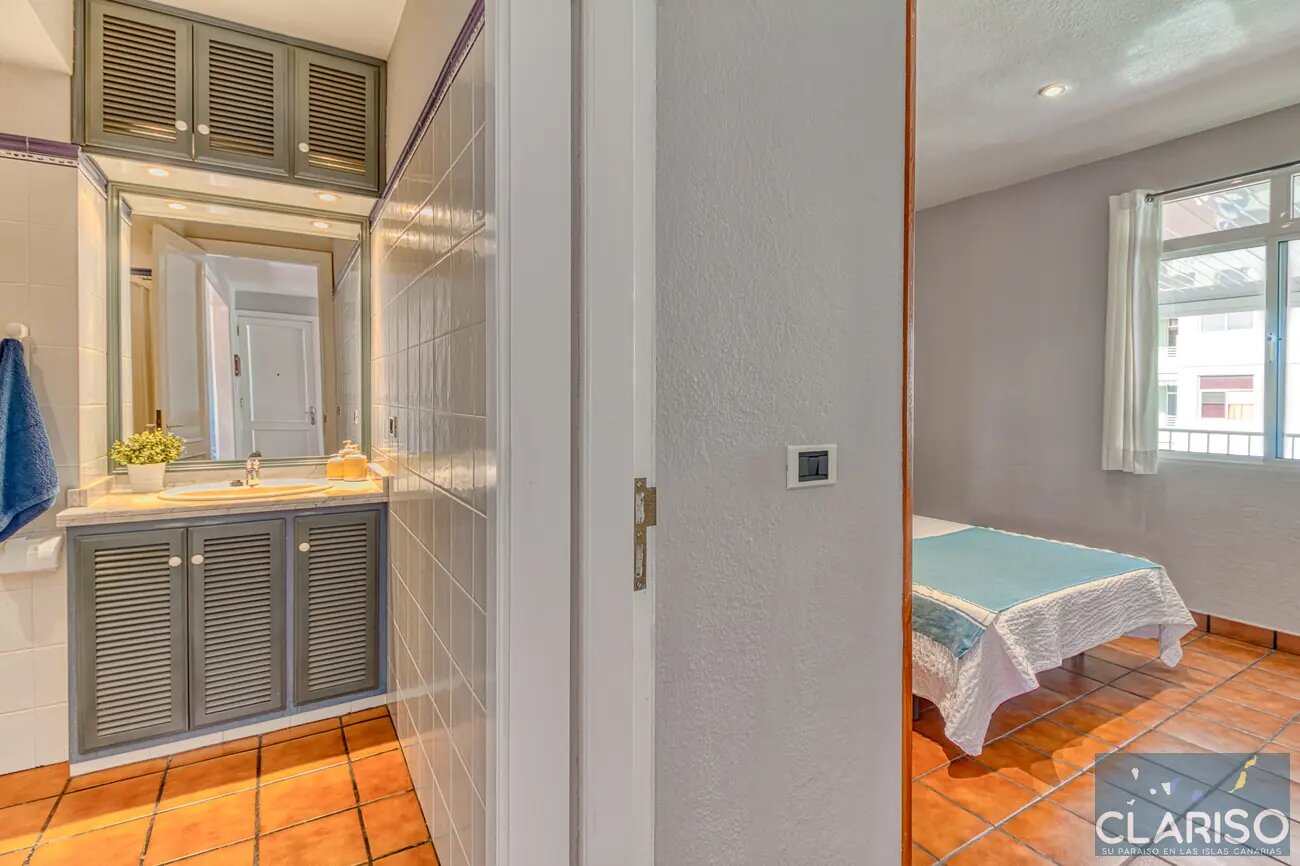 Atico Lua: Dachwohnung im 4. Stock mit zwei Terrassen und Meerblick in Puerto Naos auf La Palma