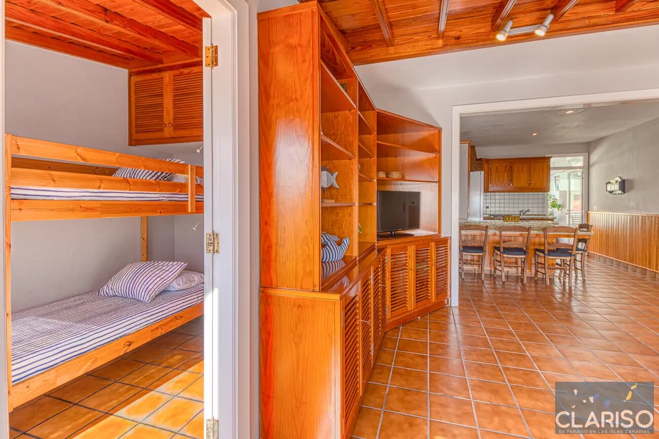 Atico Lua: Dachwohnung im 4. Stock mit zwei Terrassen und Meerblick in Puerto Naos auf La Palma