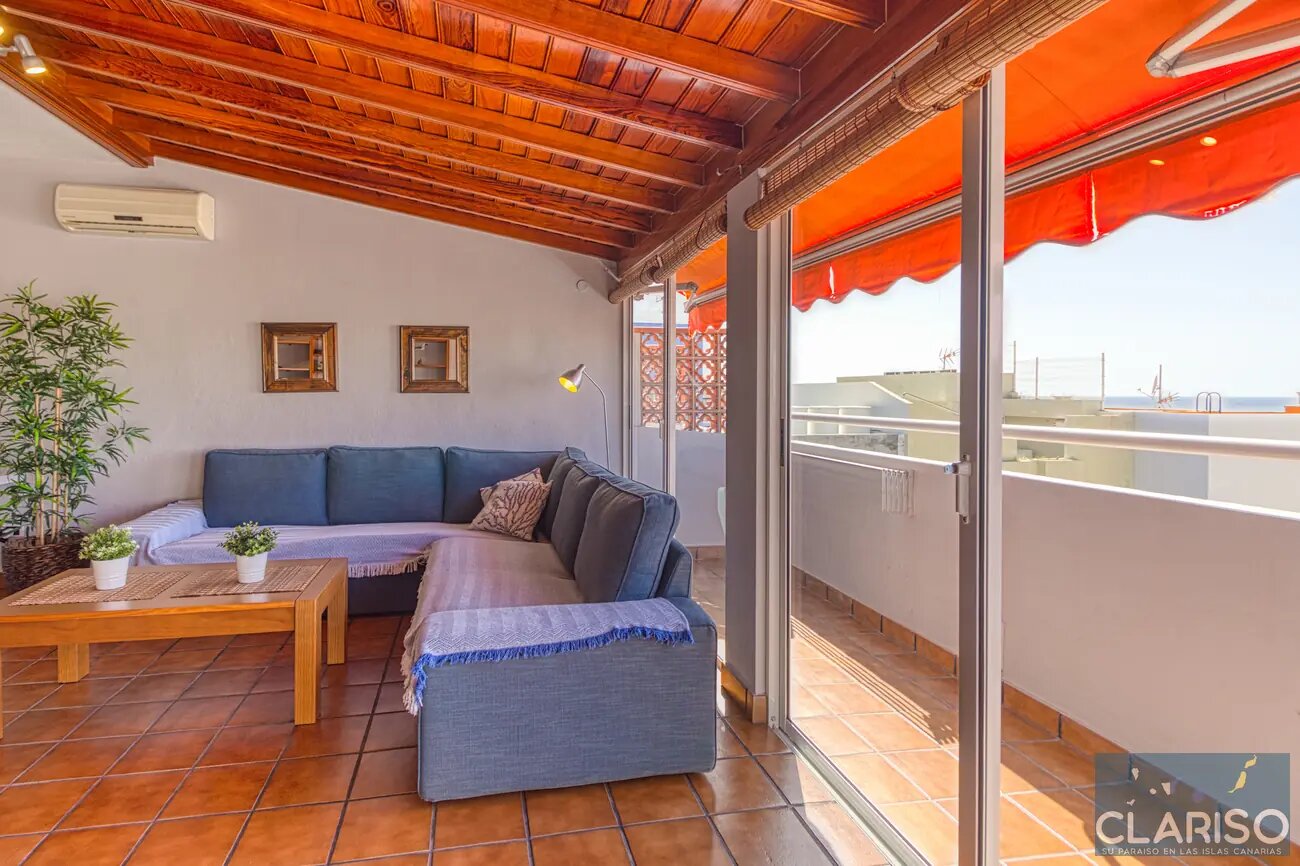 Atico Lua: Dachwohnung im 4. Stock mit zwei Terrassen und Meerblick in Puerto Naos auf La Palma