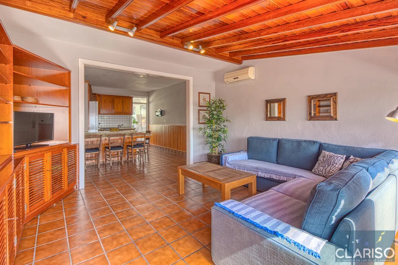 Atico Lua: Dachwohnung im 4. Stock mit zwei Terrassen und Meerblick in Puerto Naos auf La Palma