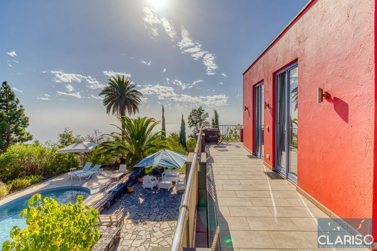 Villa Atlántico: Großzügige Ferienvilla mit inklusive Pool, Sauna mit Ruheraum und Caldeira-Blick in Tijarafe auf La Palma