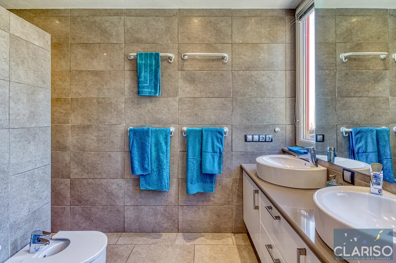 Villa Atlántico: Großzügige Ferienvilla mit inklusive Pool, Sauna mit Ruheraum und Caldeira-Blick in Tijarafe auf La Palma