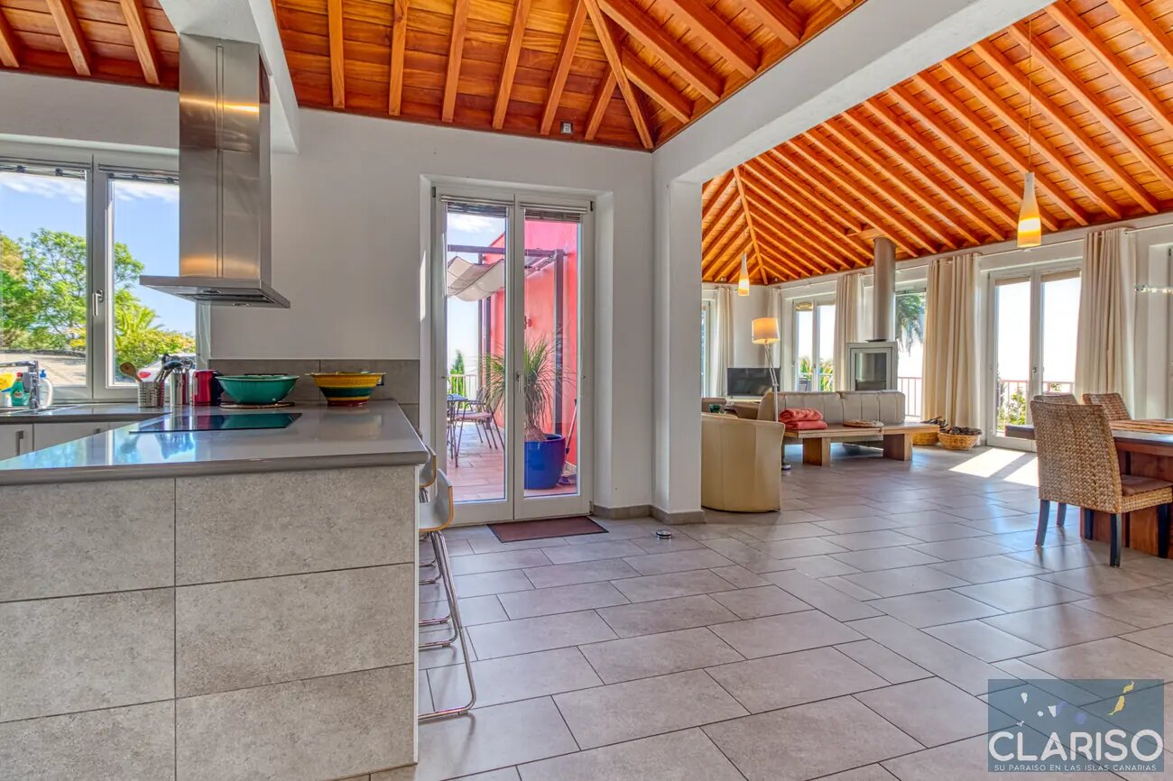 Villa Atlántico: Großzügige Ferienvilla mit inklusive Pool, Sauna mit Ruheraum und Caldeira-Blick in Tijarafe auf La Palma