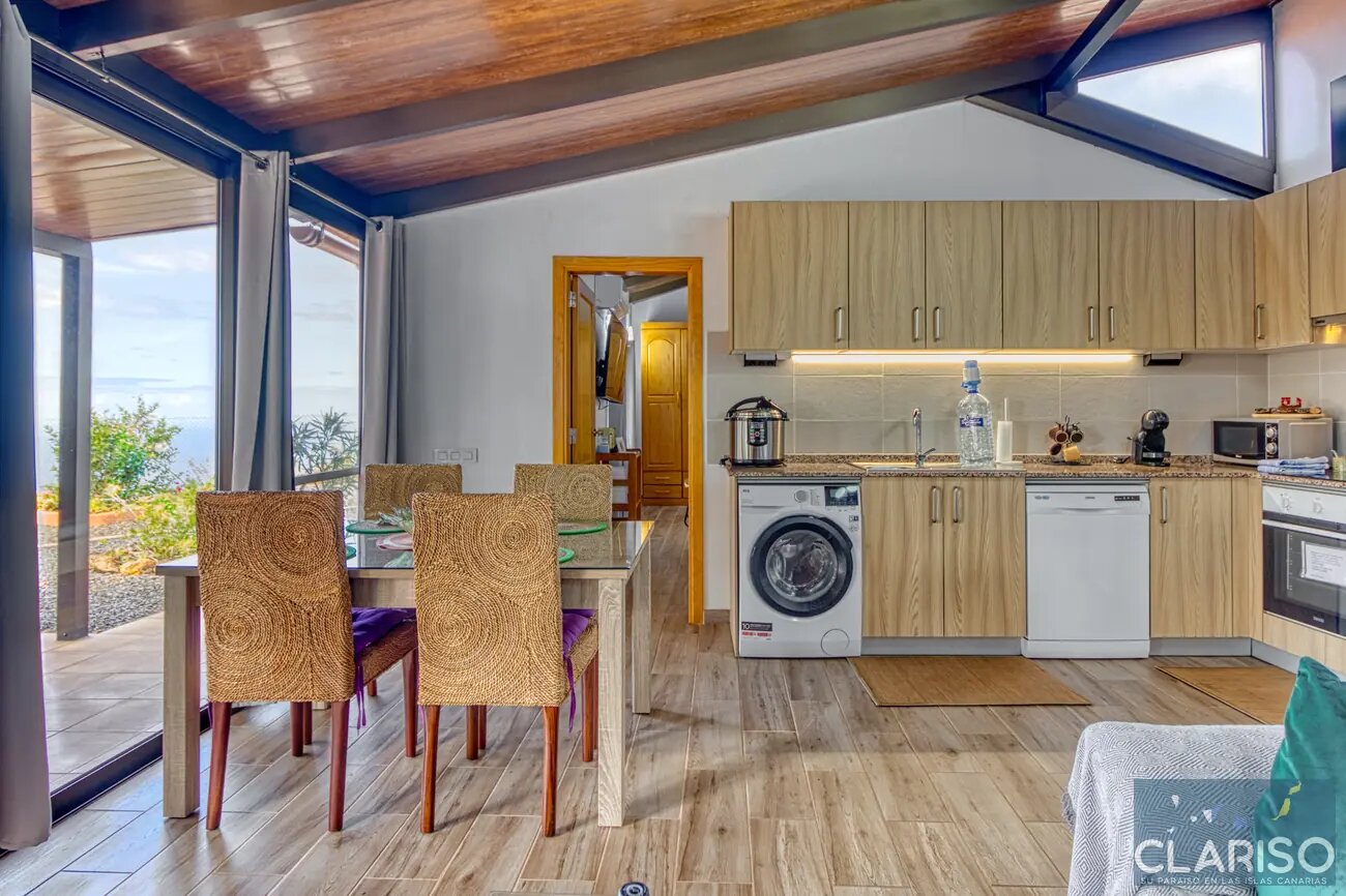 Casa Helios: Ferienhaus mit zwei Pools, Jacuzzi und großem Smart-TV in Puntagorda auf La Palma