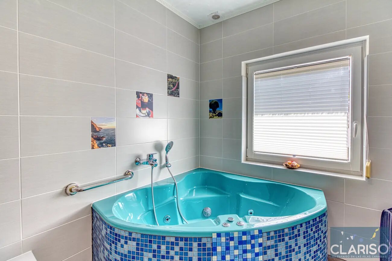 Hotel Rural Los Piratas 3: Großzügiges Apartment mit Pool und Frühstück in Tijarafe auf La Palma
