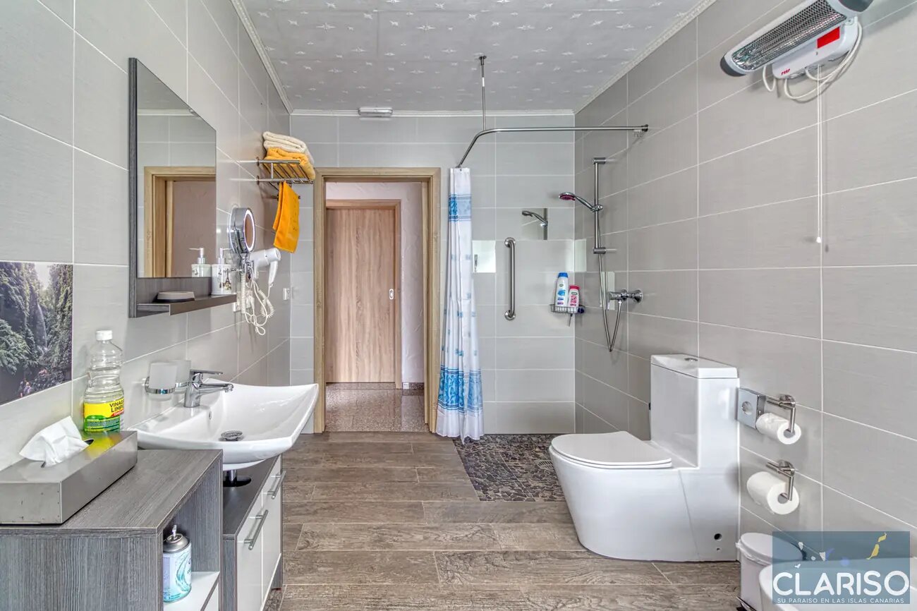Hotel Rural Los Piratas 3: Großzügiges Apartment mit Pool und Frühstück in Tijarafe auf La Palma