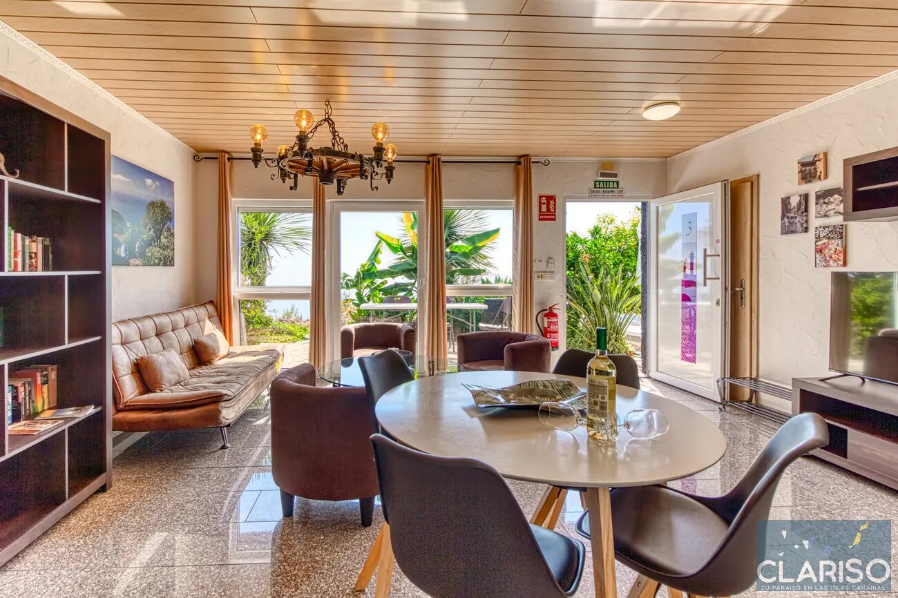 Hotel Rural Los Piratas 3: Großzügiges Apartment mit Pool und Frühstück in Tijarafe auf La Palma