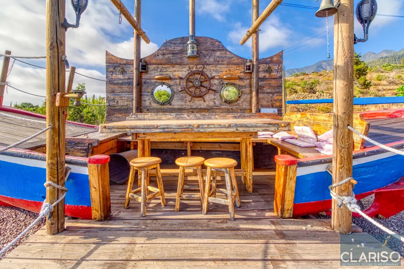 Hotel Rural Los Piratas 3: Großzügiges Apartment mit Pool und Frühstück in Tijarafe auf La Palma