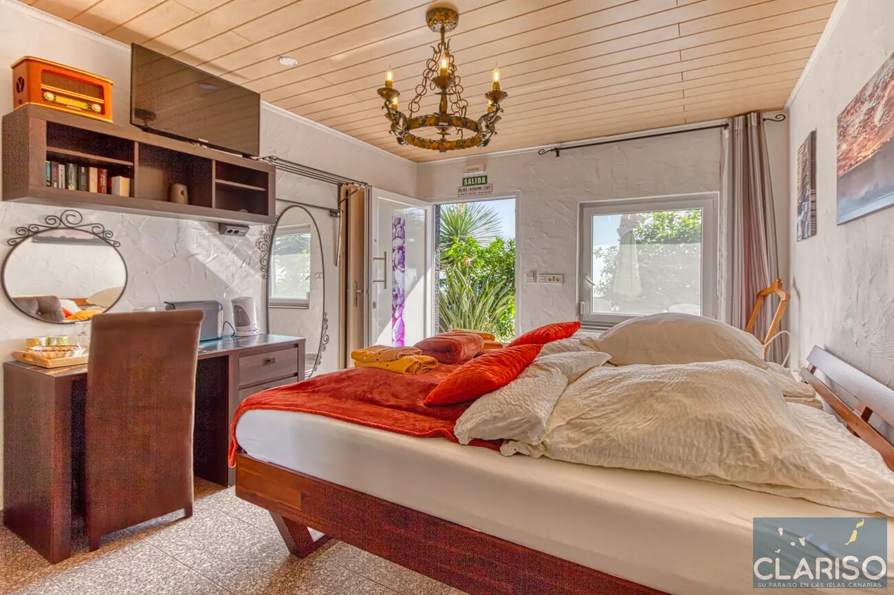 Hotel Rural Los Piratas 2: Doppelzimmer mit Pool, Jacuzzis und Frühstück in Tijarafe auf La Palma