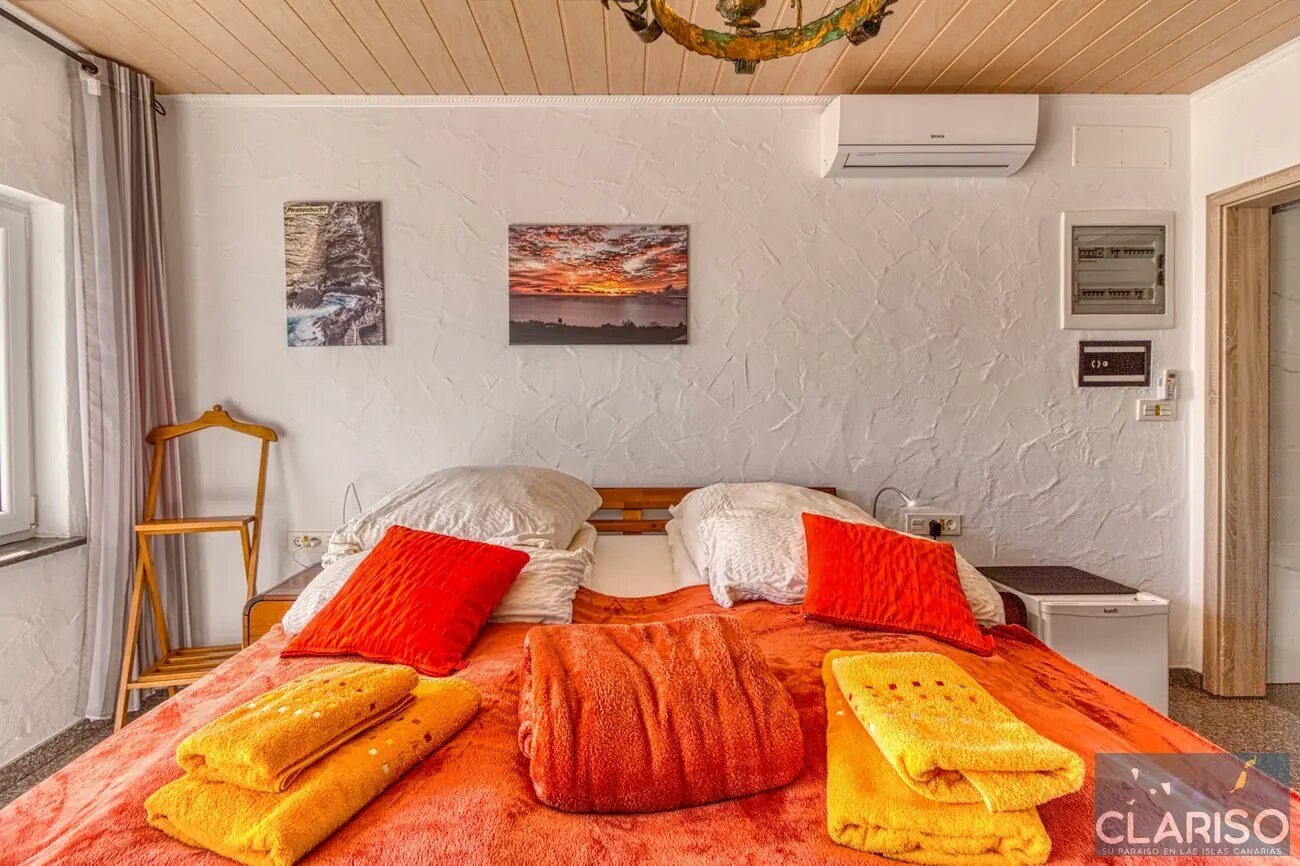 Hotel Rural Los Piratas 2: Doppelzimmer mit Pool, Jacuzzis und Frühstück in Tijarafe auf La Palma
