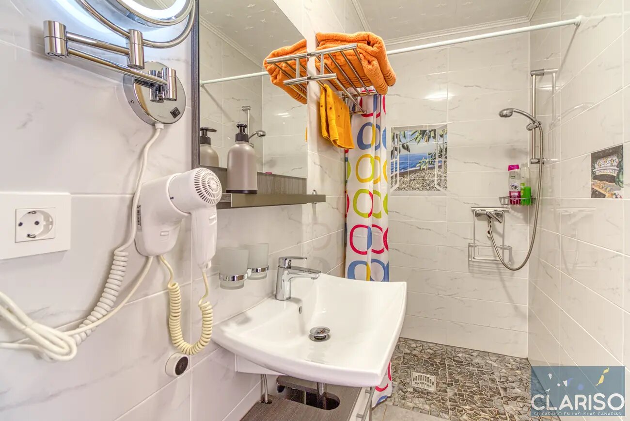 Hotel Rural Los Piratas 2: Doppelzimmer mit Pool, Jacuzzis und Frühstück in Tijarafe auf La Palma