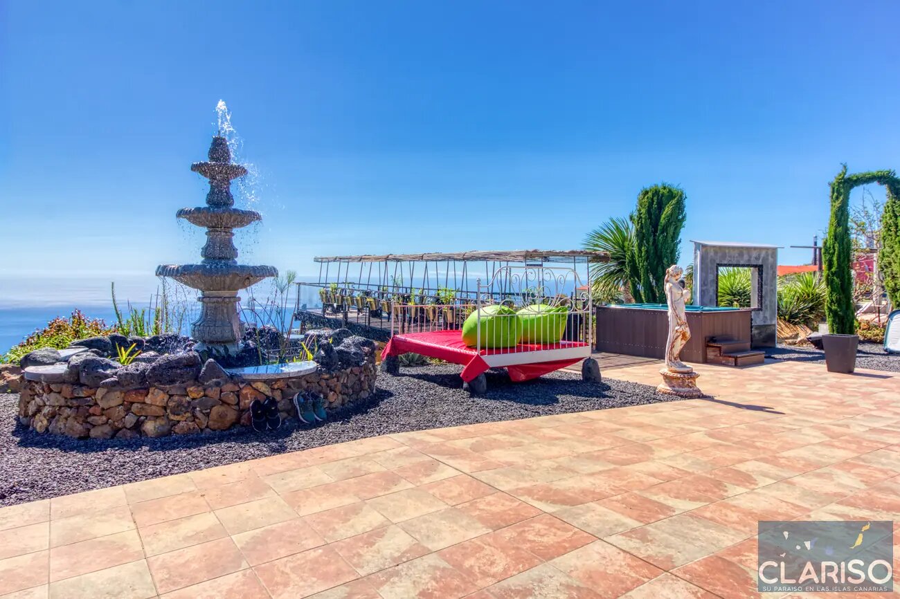Hotel Rural Los Piratas 2: Doppelzimmer mit Pool, Jacuzzis und Frühstück in Tijarafe auf La Palma