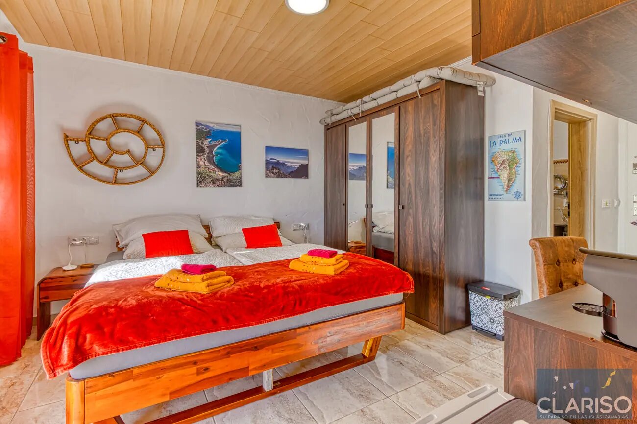 Hotel Rural Los Piratas Roque 5: Doppelzimmer mit Meerblick, Pool und Frühstück in Tijarafe auf La Palma