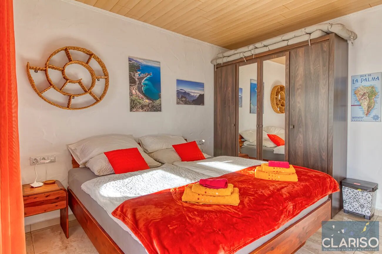 Hotel Rural Los Piratas Roque 5: Doppelzimmer mit Meerblick, Pool und Frühstück in Tijarafe auf La Palma