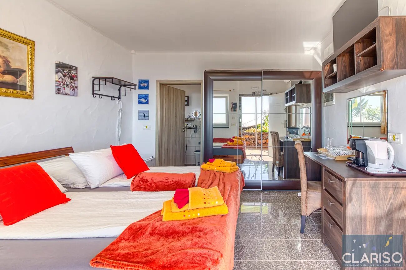 Hotel Rural Los Piratas Indianos 3: Doppelzimmer mit Pool und Frühstück in Tijarafe auf La Palma