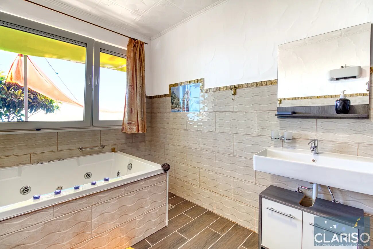 Hotel Rural Los Piratas Indianos 4: Großzügiges Apartment mit Pool und Frühstück in Tijarafe auf La Palma