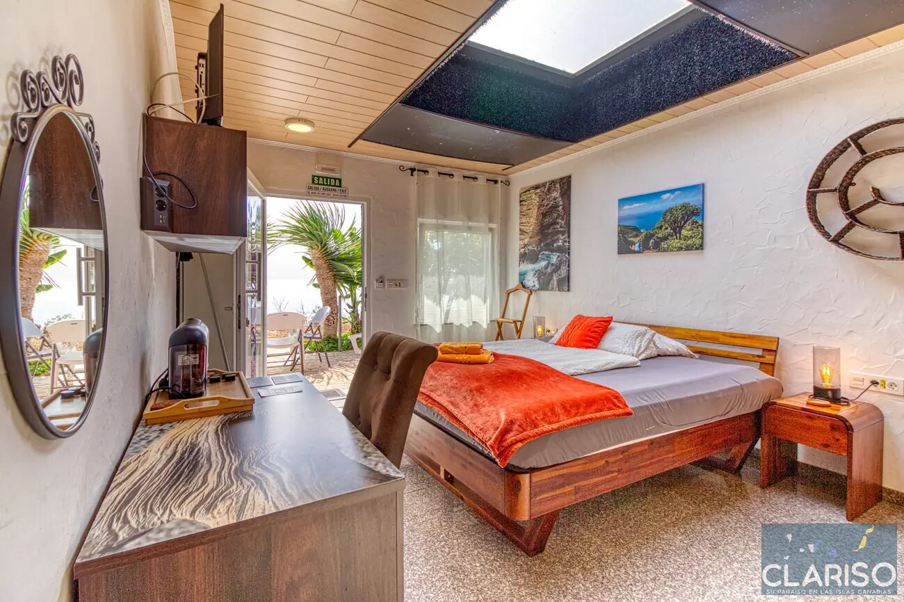 Hotel Rural Los Piratas 4: Kombinierbares Doppelzimmer mit Pool und Frühstück in Tijarafe auf La Palma