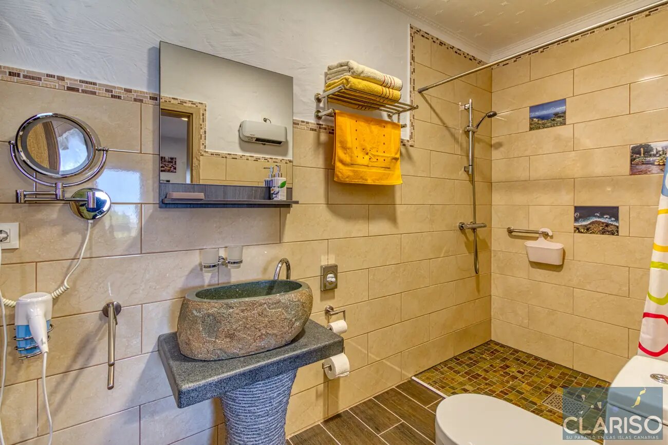 Hotel Rural Los Piratas Los Tilos 1: Doppelzimmer mit Pool und Frühstück in grüner Lage in Tijarafe auf La Palma