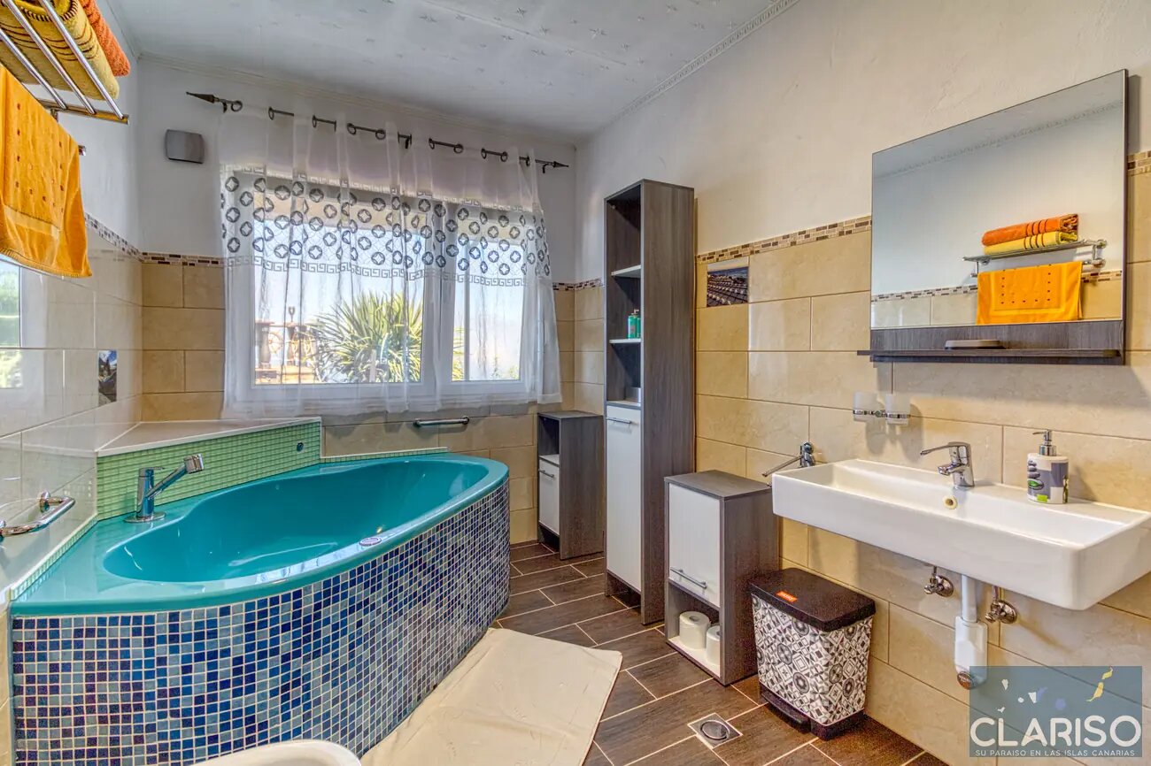 Hotel Rural Los Piratas Los Tilos 2: Großzügiges Apartment mit Pool und Frühstück in Tijarafe auf La Palma