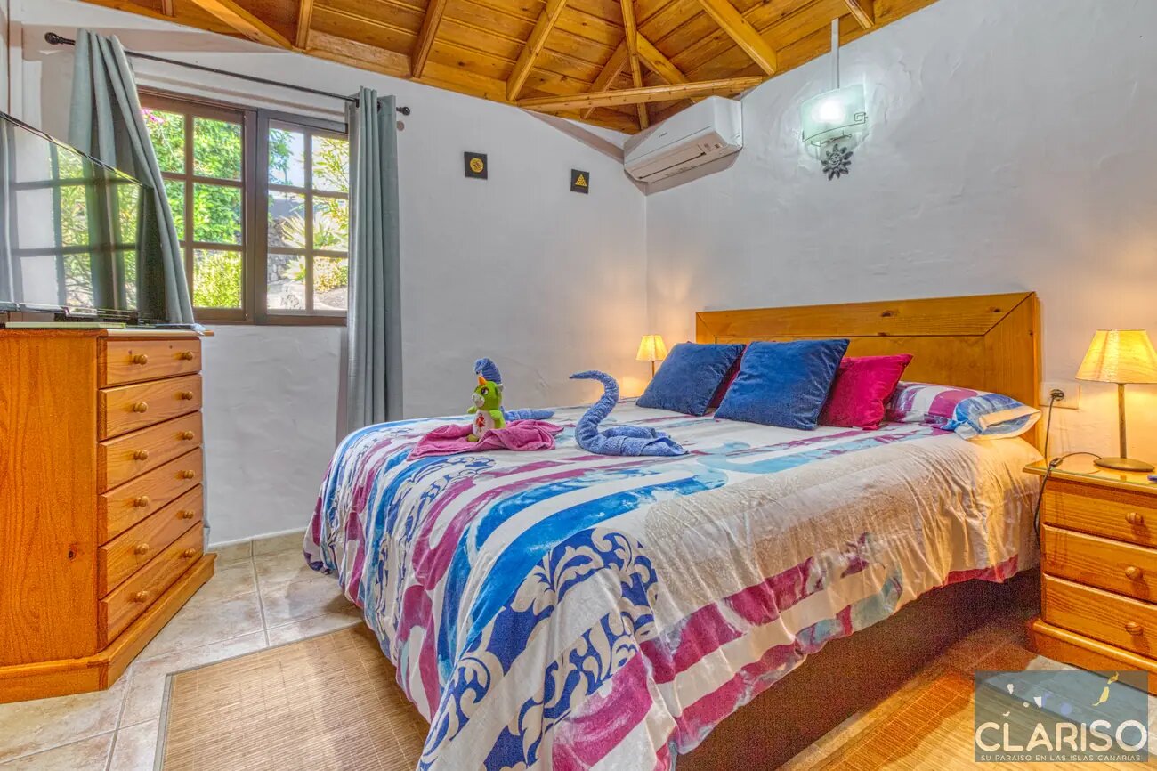 Casa Heliocentro: Ferienhaus mit inklusive Jacuzzi und Berg-Meerblick in Los Llanos de Aridane auf La Palma