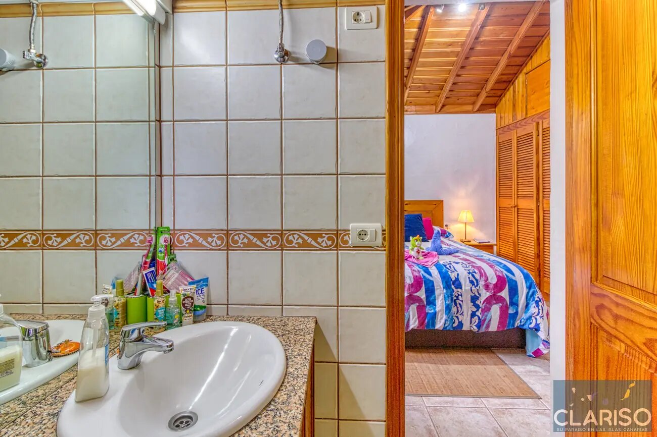 Casa Heliocentro: Ferienhaus mit inklusive Jacuzzi und Berg-Meerblick in Los Llanos de Aridane auf La Palma