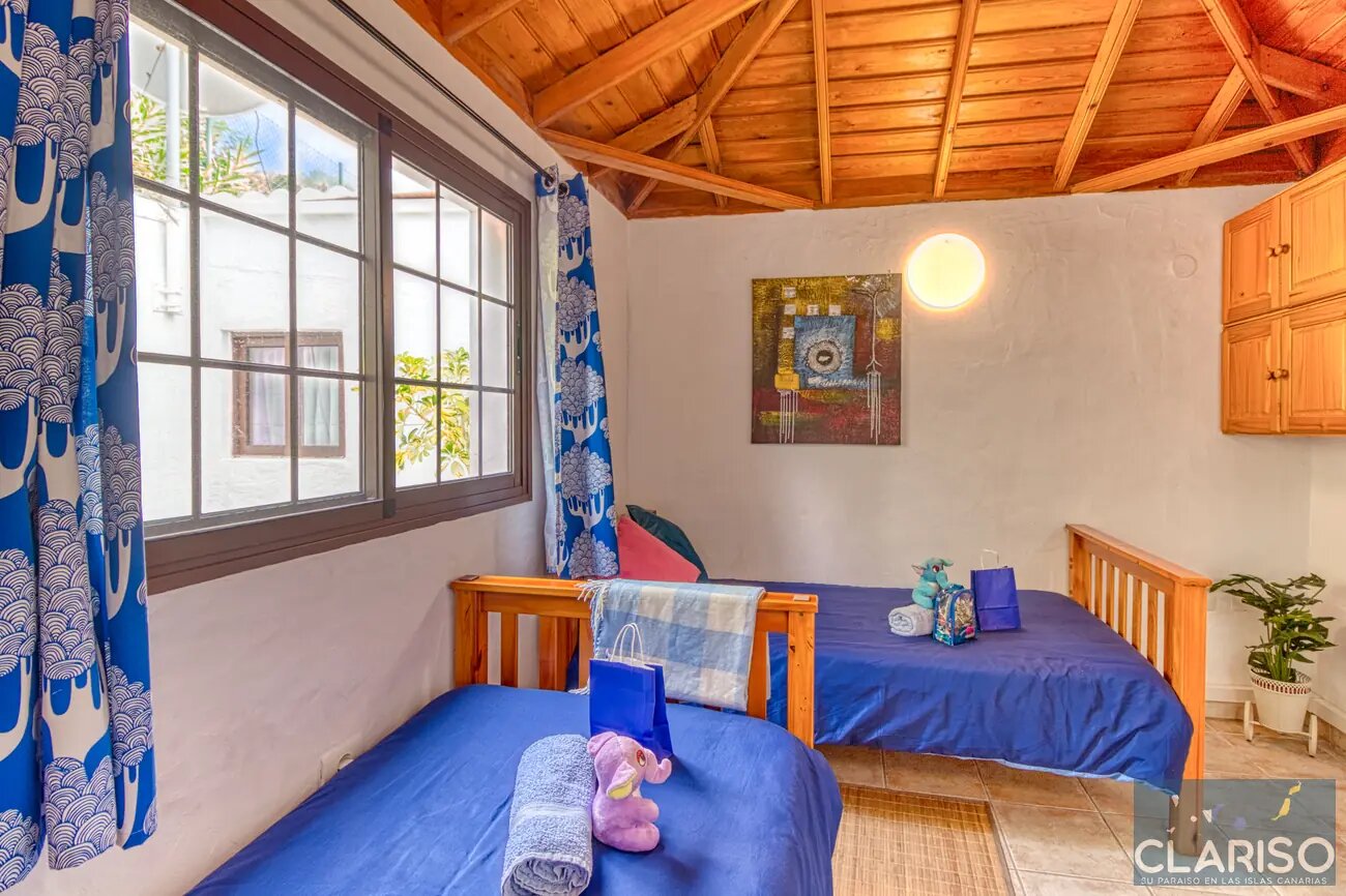 Casa Heliocentro: Ferienhaus mit inklusive Jacuzzi und Berg-Meerblick in Los Llanos de Aridane auf La Palma