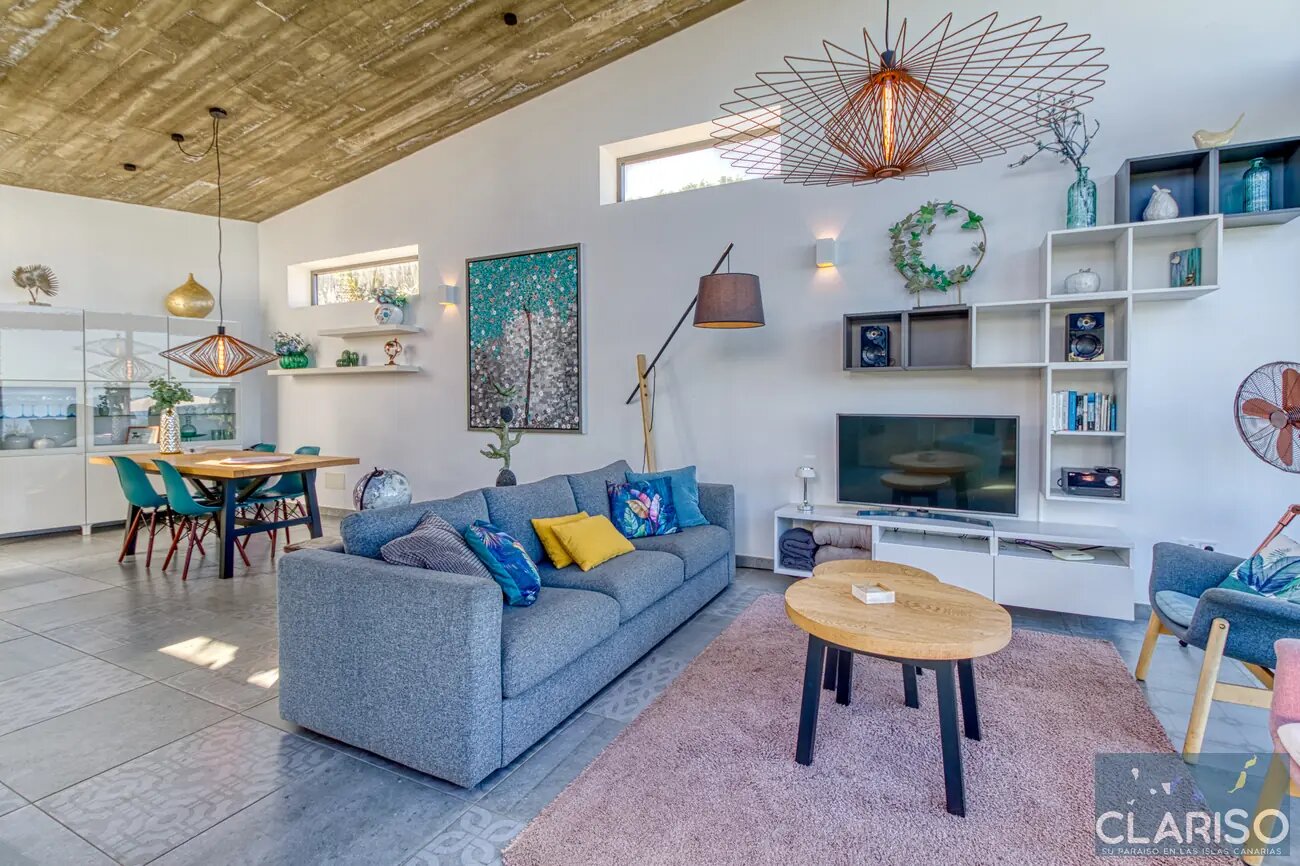 Villa Hahn Blue: Moderne Architektenvilla mit Salzwasserpool und Fußbodenheizung in Puntagorda auf La Palma