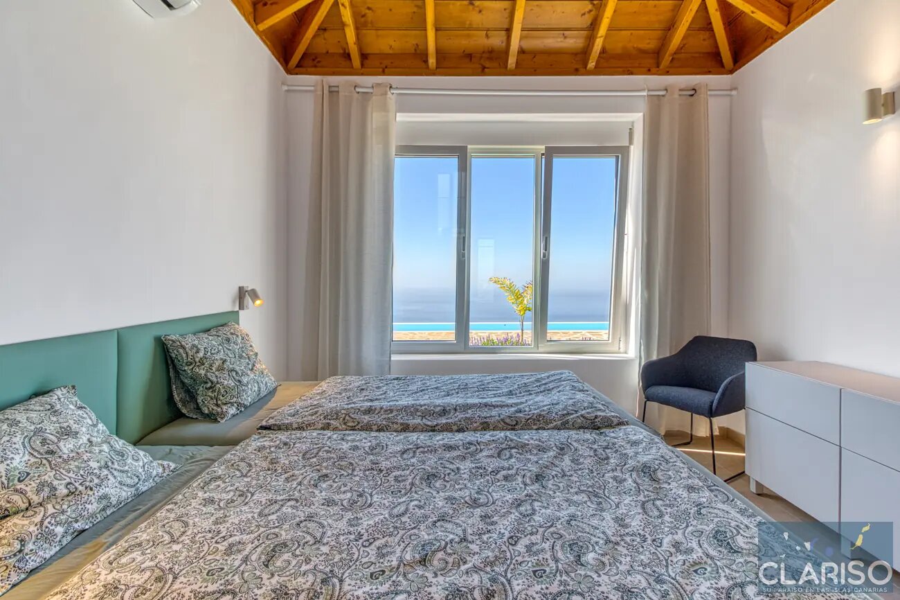 Casa La Punta: Modernes Ferienhaus mit 12-Meter-Solarpool und Bäcker zu Fuß in Tijarafe auf La Palma