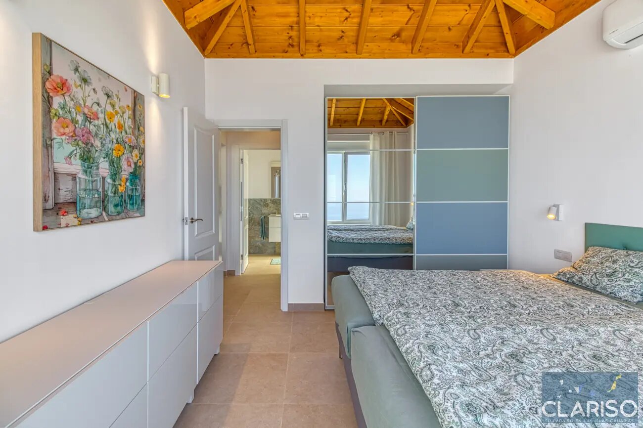 Casa La Punta: Modernes Ferienhaus mit 12-Meter-Solarpool und Bäcker zu Fuß in Tijarafe auf La Palma