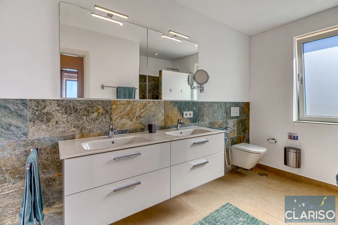 Casa La Punta: Modernes Ferienhaus mit 12-Meter-Solarpool und Bäcker zu Fuß in Tijarafe auf La Palma