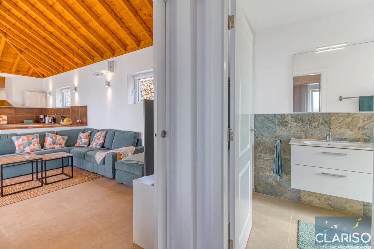 Casa La Punta: Modernes Ferienhaus mit 12-Meter-Solarpool und Bäcker zu Fuß in Tijarafe auf La Palma