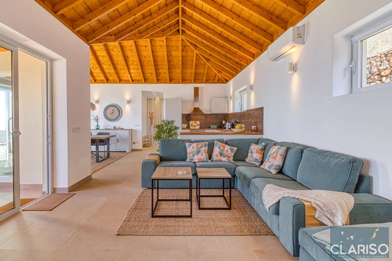Casa La Punta: Modernes Ferienhaus mit 12-Meter-Solarpool und Bäcker zu Fuß in Tijarafe auf La Palma