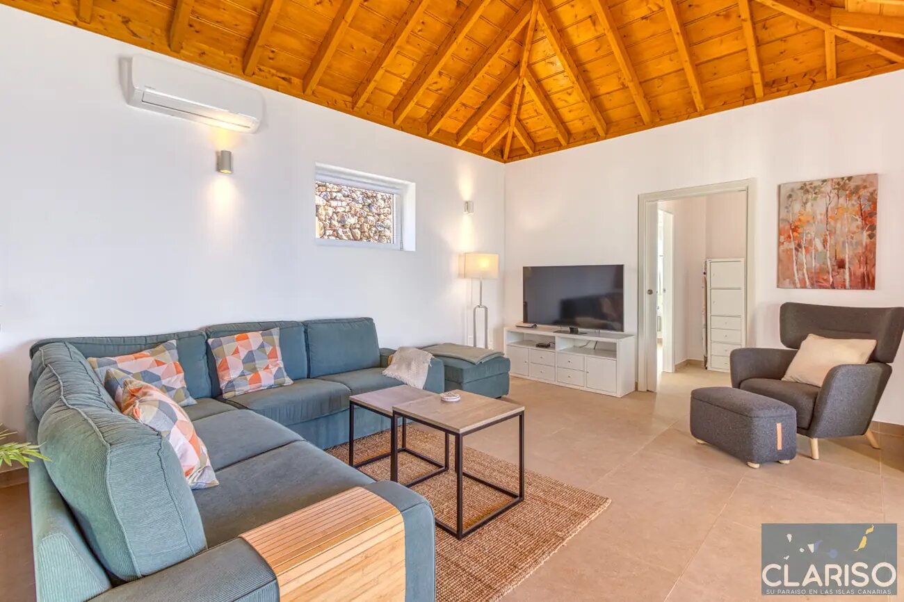 Casa La Punta: Modernes Ferienhaus mit 12-Meter-Solarpool und Bäcker zu Fuß in Tijarafe auf La Palma