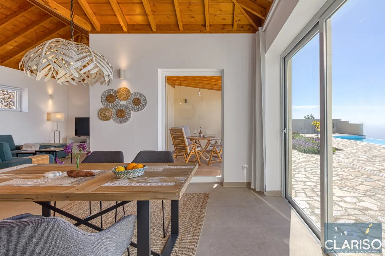 Casa La Punta: Modernes Ferienhaus mit 12-Meter-Solarpool und Bäcker zu Fuß in Tijarafe auf La Palma