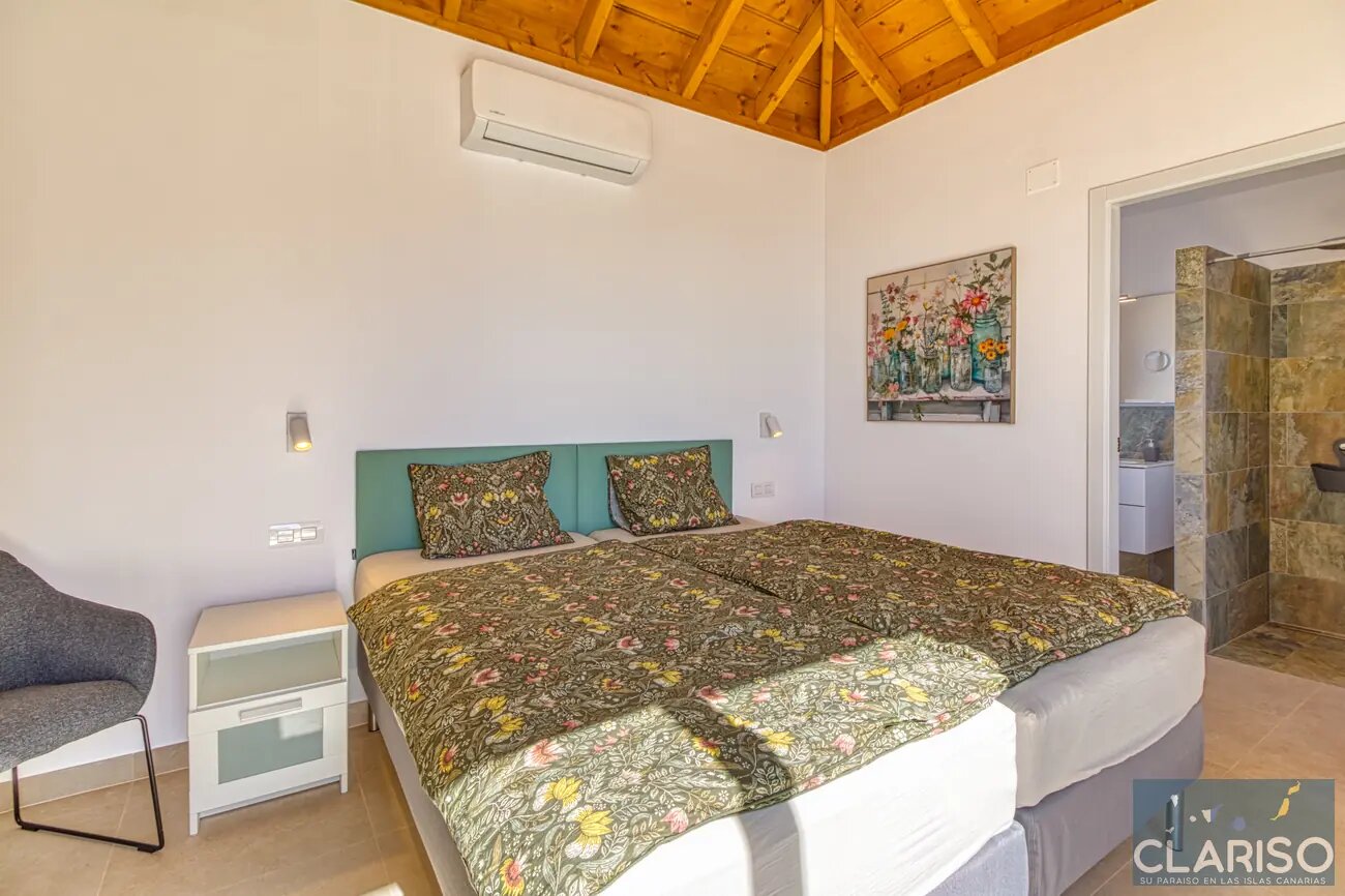 Casa La Punta: Modernes Ferienhaus mit 12-Meter-Solarpool und Bäcker zu Fuß in Tijarafe auf La Palma