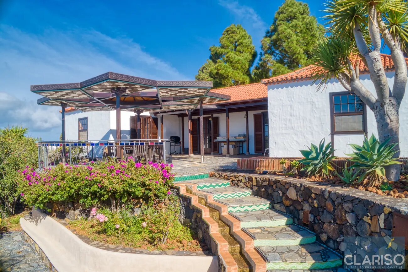 Casa Alpalma: Ferienhaus mit Piano, maurisch-andalusischen Einflüssen und solargeheiztem Sitzpool in Puntagorda auf La Palma