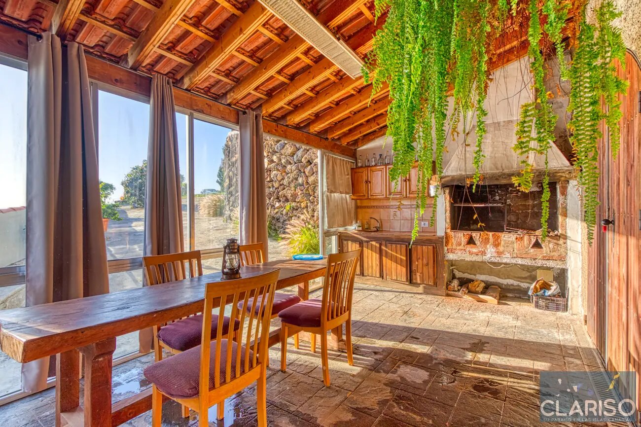 Villa Morrito: Windgeschütztes Ferienhaus mit Jacuzzi und Meerblick am Ende einer Sackgasse in Puntagorda auf La Palma