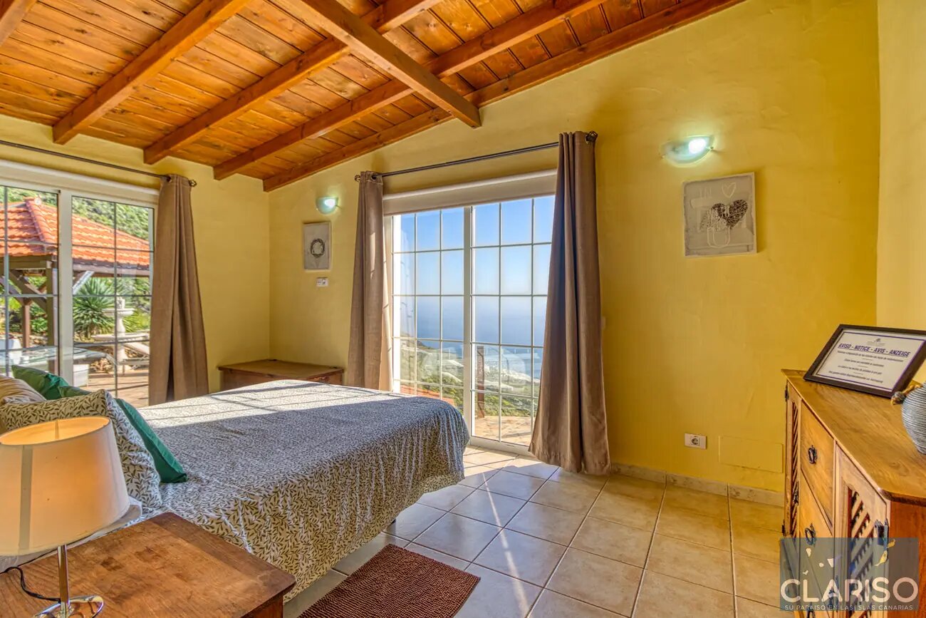 Villa Morrito: Windgeschütztes Ferienhaus mit Jacuzzi und Meerblick am Ende einer Sackgasse in Puntagorda auf La Palma