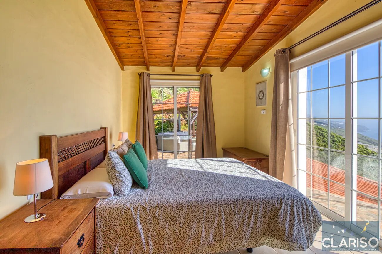 Villa Morrito: Windgeschütztes Ferienhaus mit Jacuzzi und Meerblick am Ende einer Sackgasse in Puntagorda auf La Palma