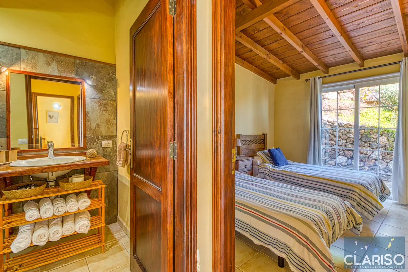 Villa Morrito: Windgeschütztes Ferienhaus mit Jacuzzi und Meerblick am Ende einer Sackgasse in Puntagorda auf La Palma