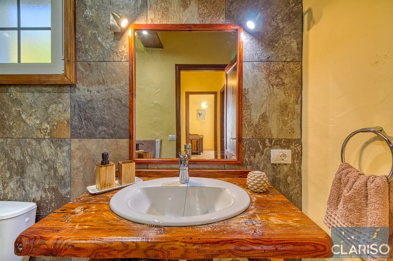 Villa Morrito: Windgeschütztes Ferienhaus mit Jacuzzi und Meerblick am Ende einer Sackgasse in Puntagorda auf La Palma