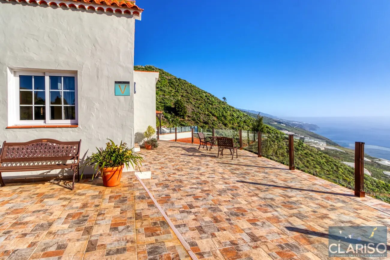 Villa Morrito: Windgeschütztes Ferienhaus mit Jacuzzi und Meerblick am Ende einer Sackgasse in Puntagorda auf La Palma