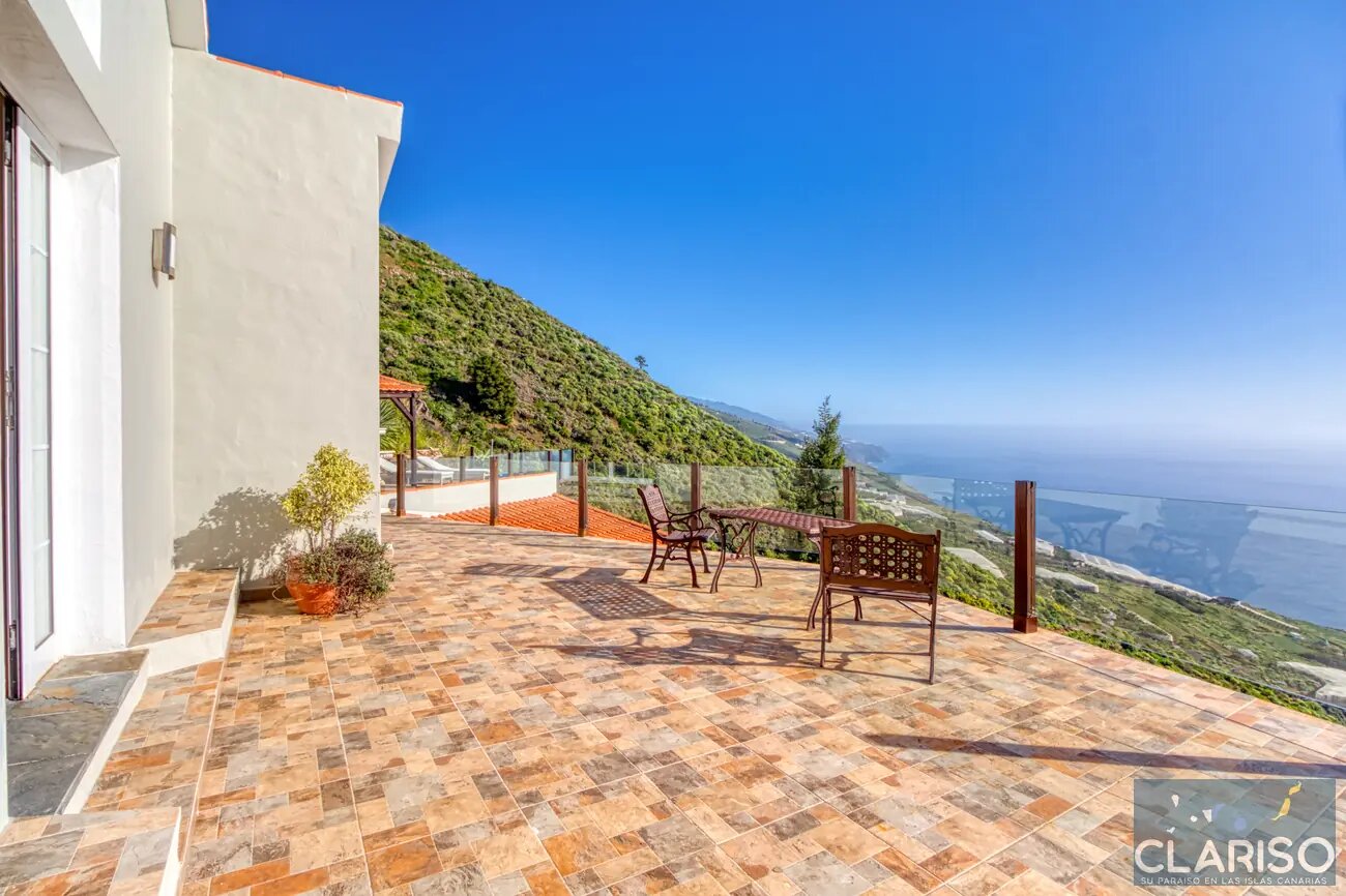Villa Morrito: Windgeschütztes Ferienhaus mit Jacuzzi und Meerblick am Ende einer Sackgasse in Puntagorda auf La Palma