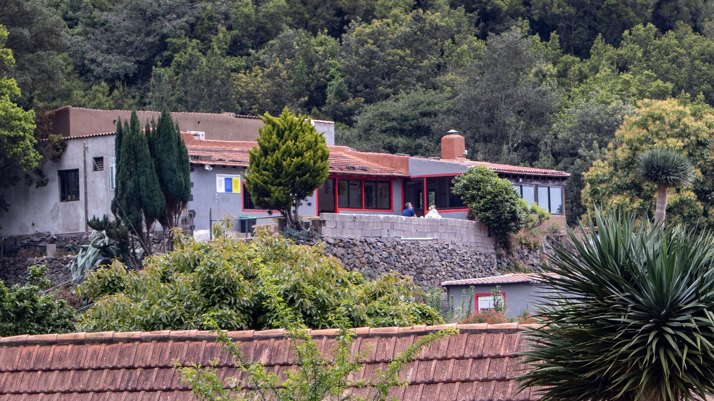 des Restaurant La Vista am Campingplatz El Cedro bietet eine Einkehrmöglichkeit