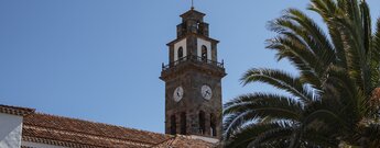 der Kirchturm der Iglesia de Nuestra Señora de los Remedios in Buenavista del Norte