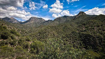 Bergpanorama im Naturpark Sierras de Tejeda, Almijara y Alhama